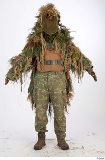 Photos Brandon Davis Sniper in Ghillie suit A pose details…